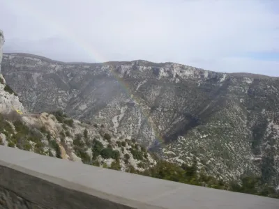 Des airs de grand canyon à la frontière entre Causse du Larzac et Cévennes.